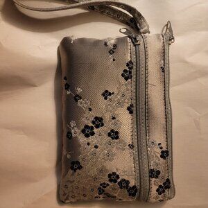 Gray wristlet by Red Blossom